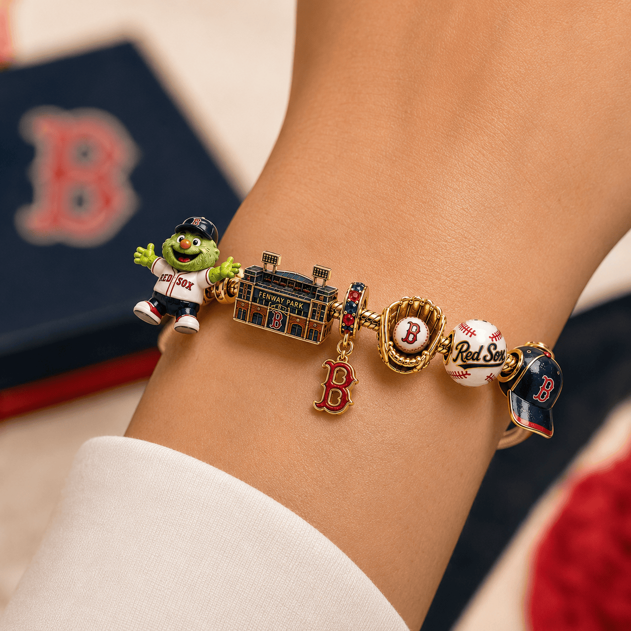 BRX Gold Charm Bracelet Set BMD