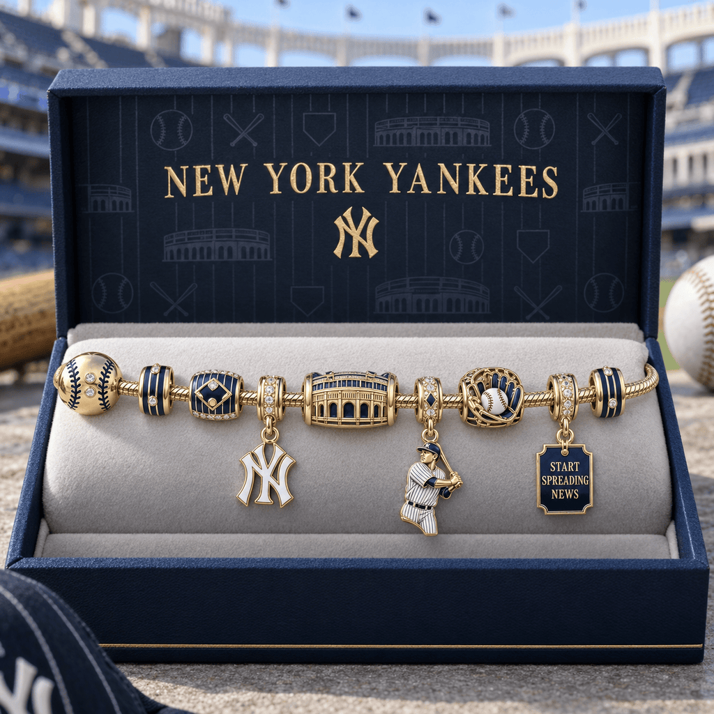 NYY Gold Charm Bracelet Set HQH